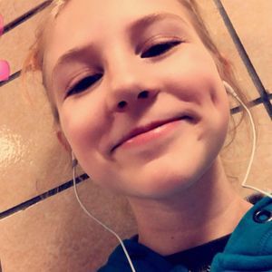 Meet your Posher, Abbie